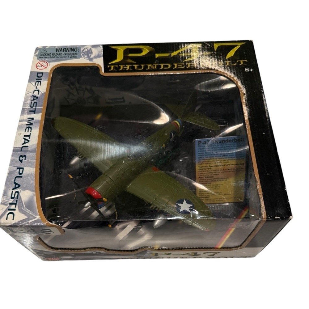 Motor Max P-47 Thunderbolt Diecast Metal/Plastic Airplane 1:48 Scale #76316